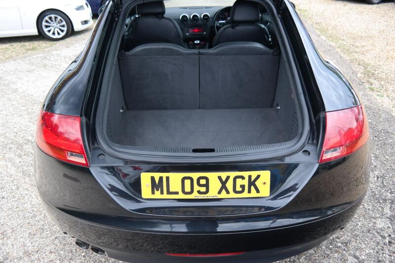 AUDI TT
