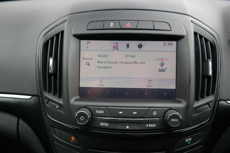 VAUXHALL INSIGNIA