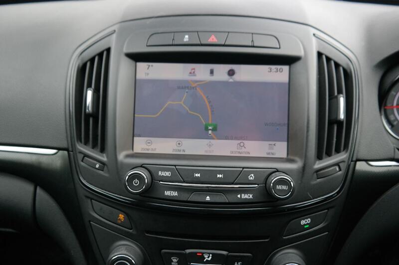 VAUXHALL INSIGNIA