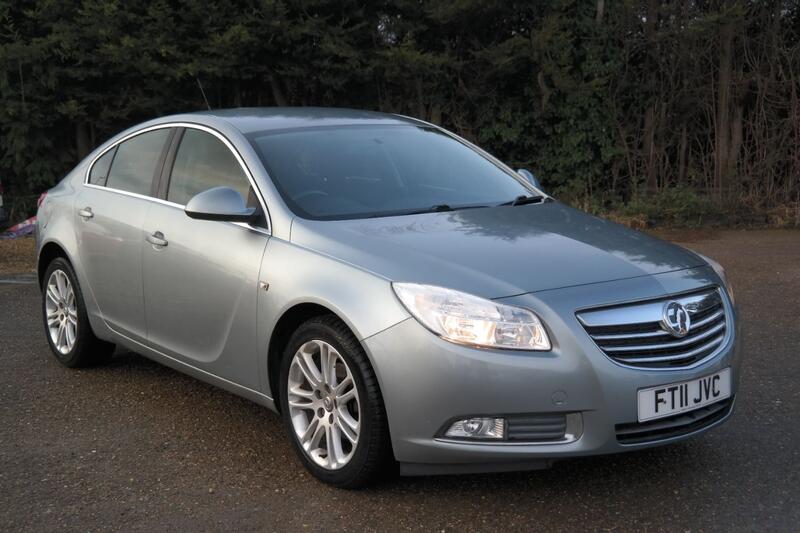 VAUXHALL INSIGNIA