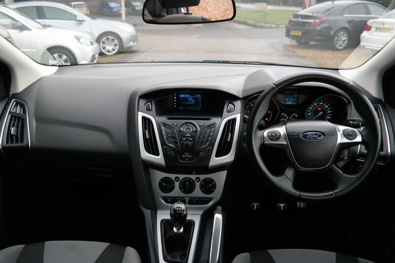 FORD FOCUS