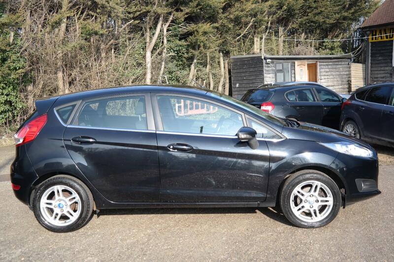 FORD FIESTA