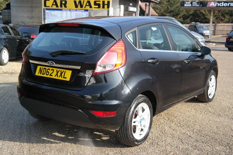 FORD FIESTA