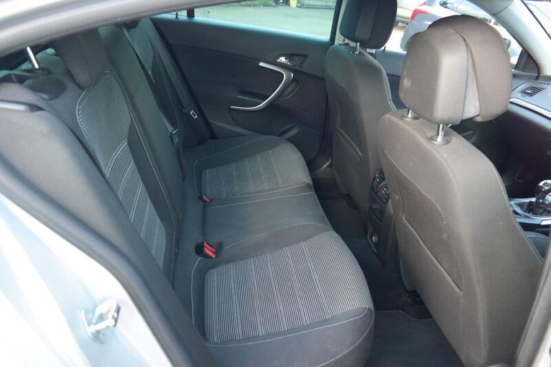 VAUXHALL INSIGNIA