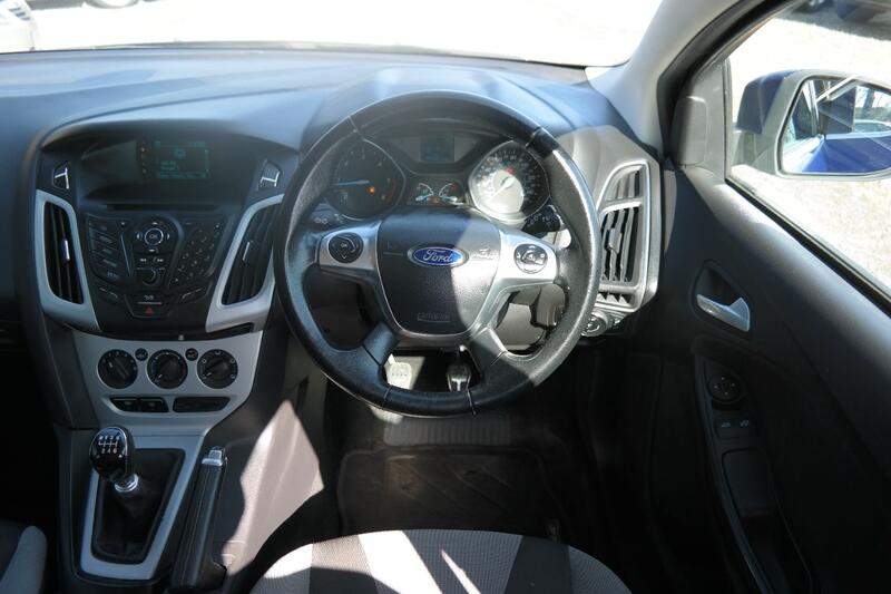 FORD FOCUS