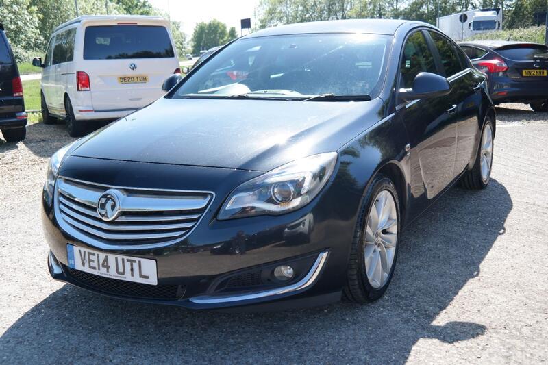 VAUXHALL INSIGNIA