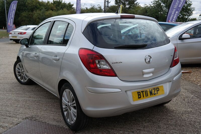 VAUXHALL CORSA